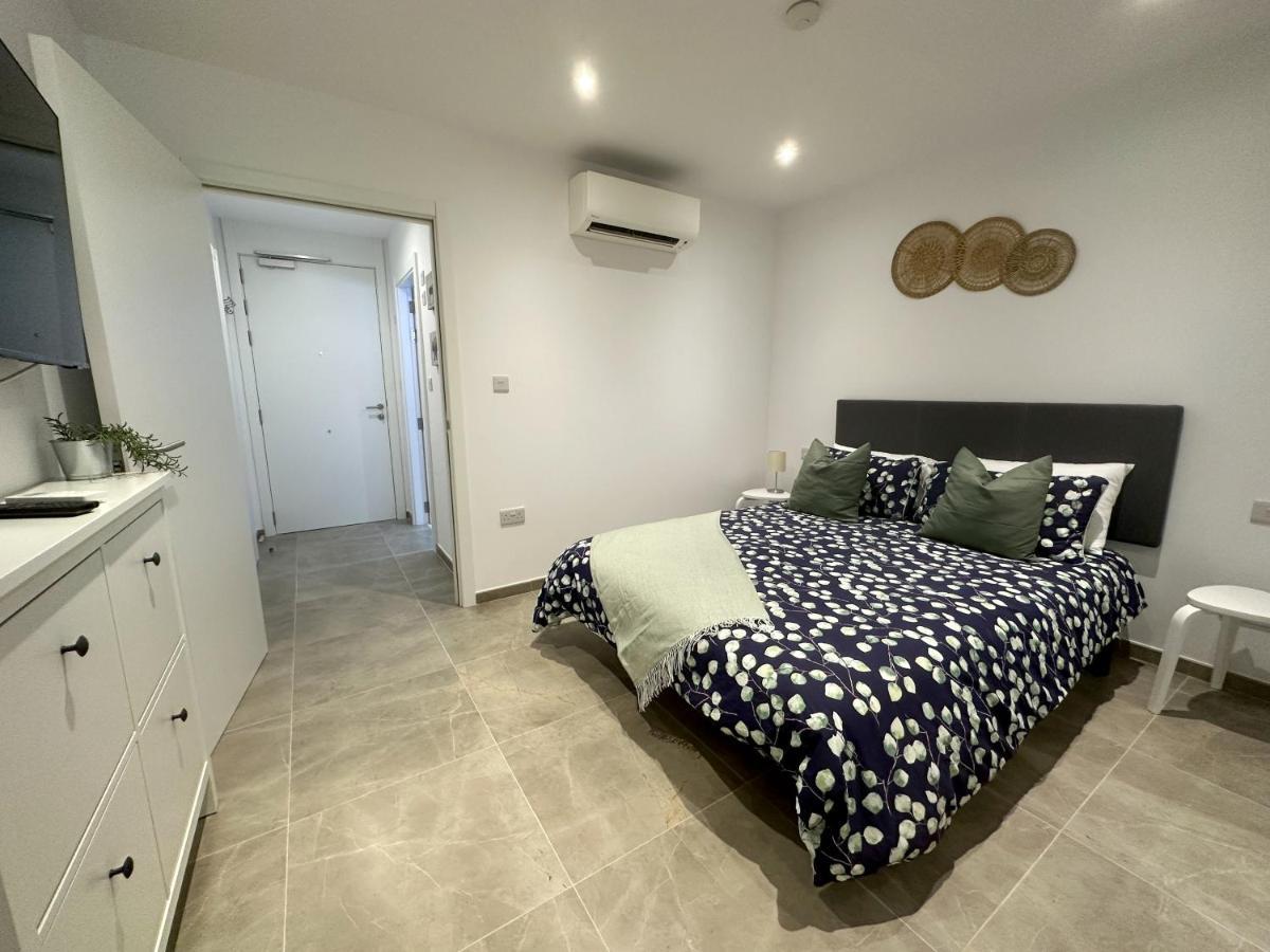 Brand New - Massive Studio - E1 - Self Catering Gibraltar Exterior foto